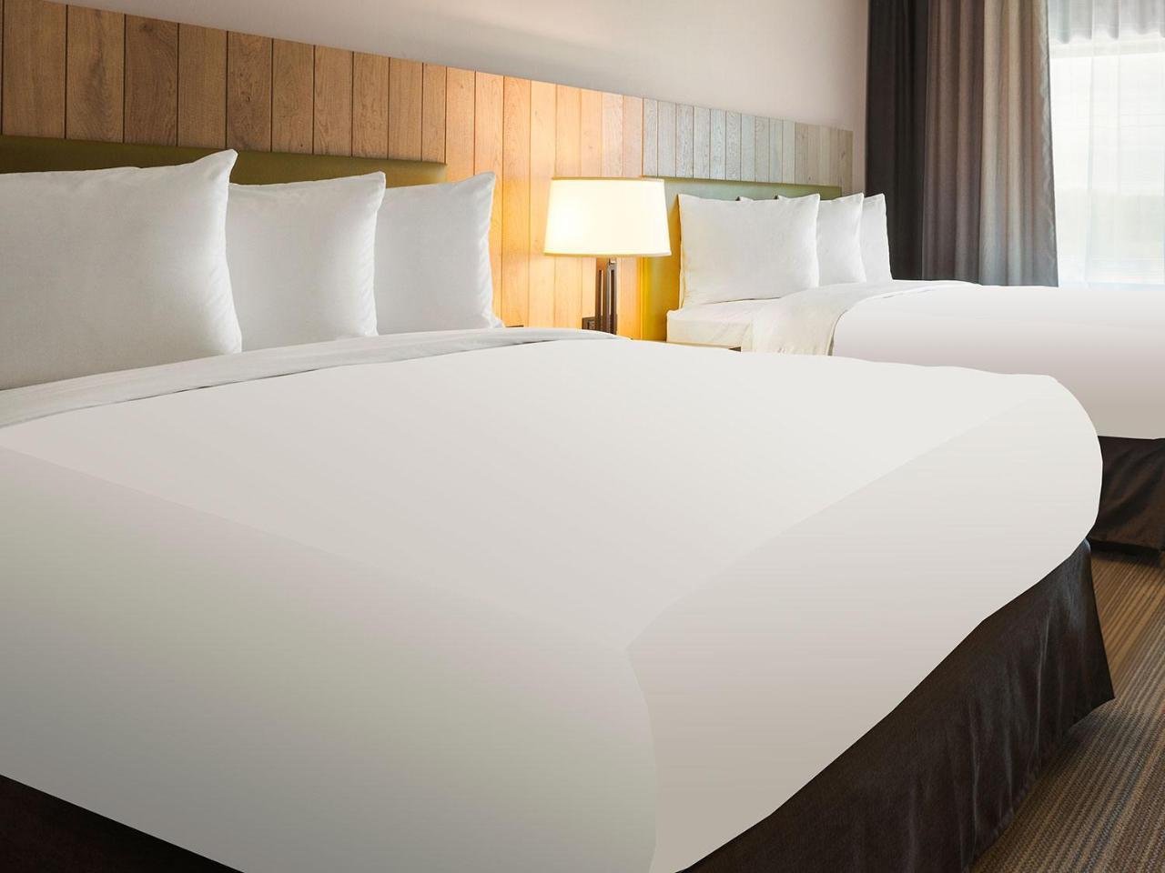 Country Inn & Suites By Radisson, Clinton, Ia Екстер'єр фото